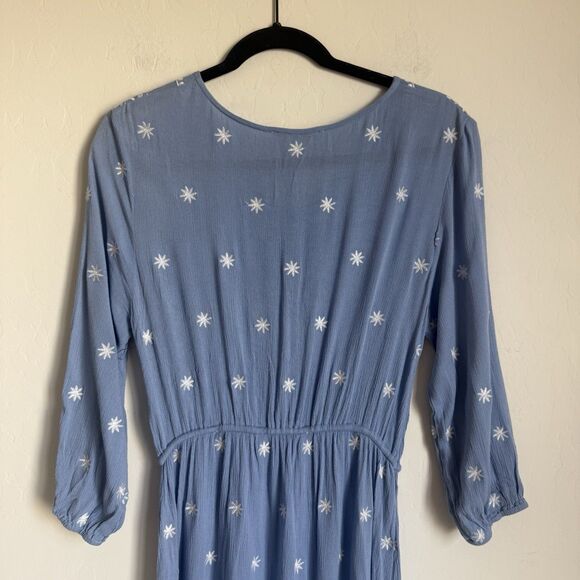 Ivy City Co Blue Floral Embroidered Crepe Maxi Dress Med Cottagecore Modest Boho - Picture 6 of 11